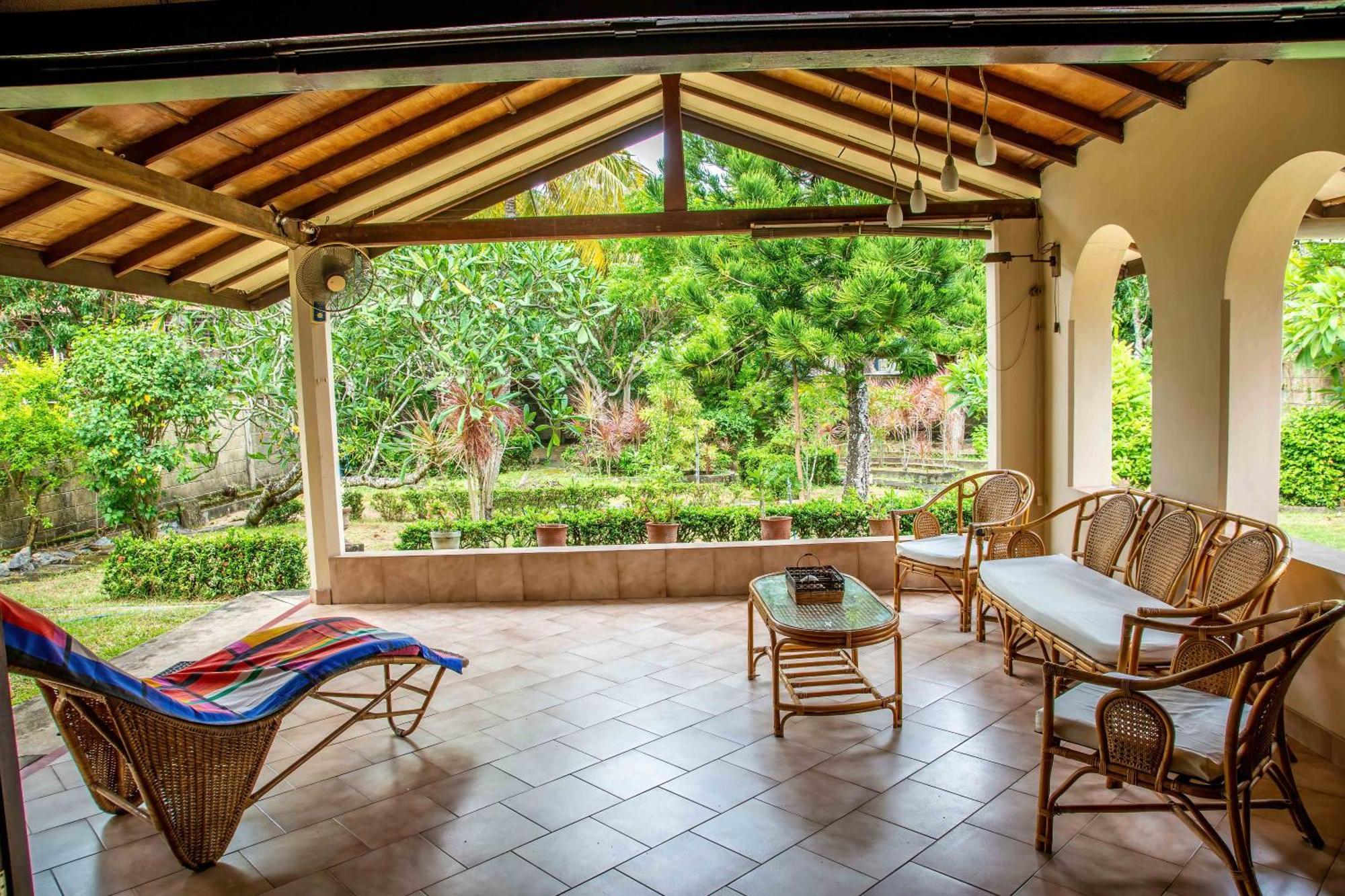 Fuchs Villas Negombo Buitenkant foto